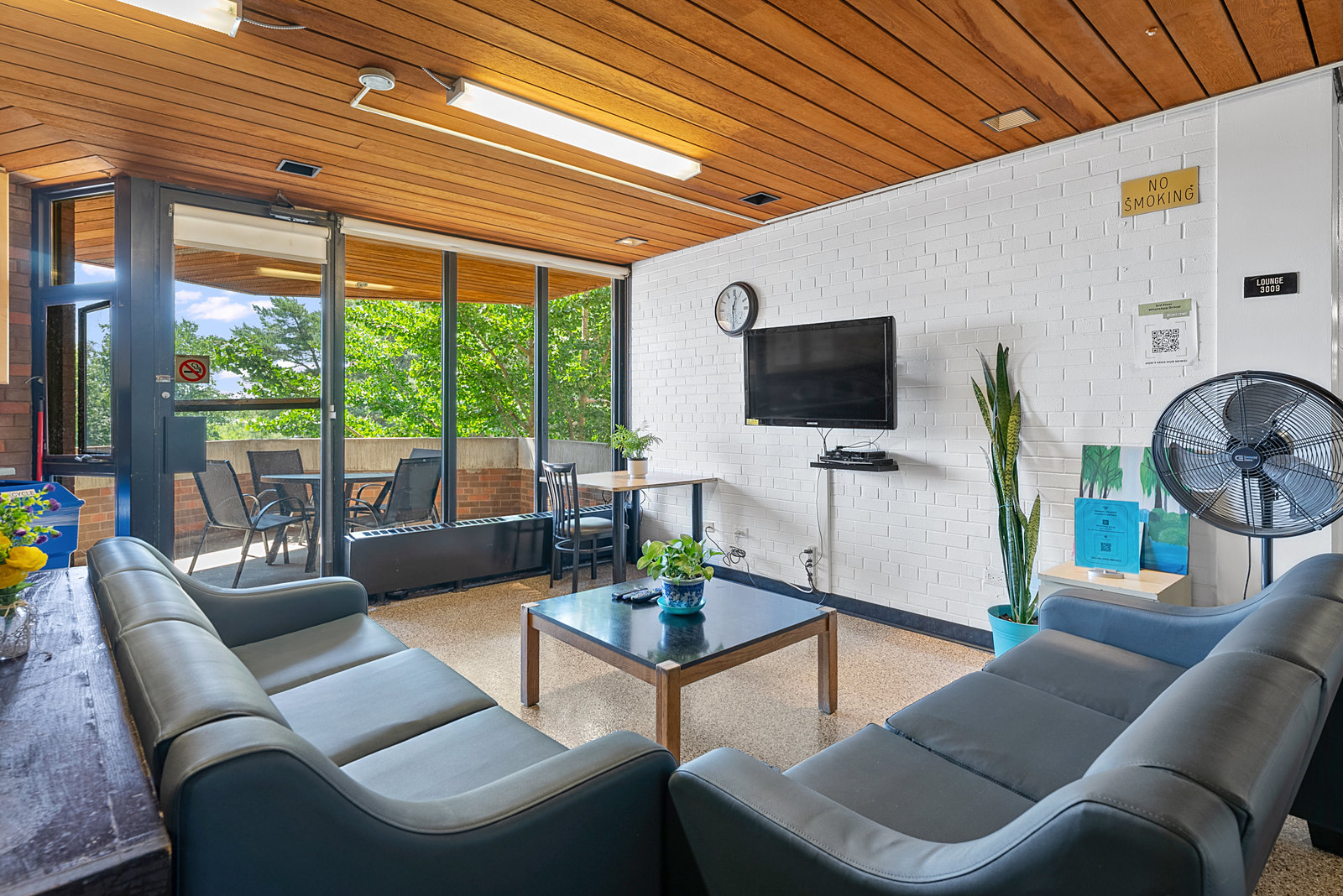 Social room